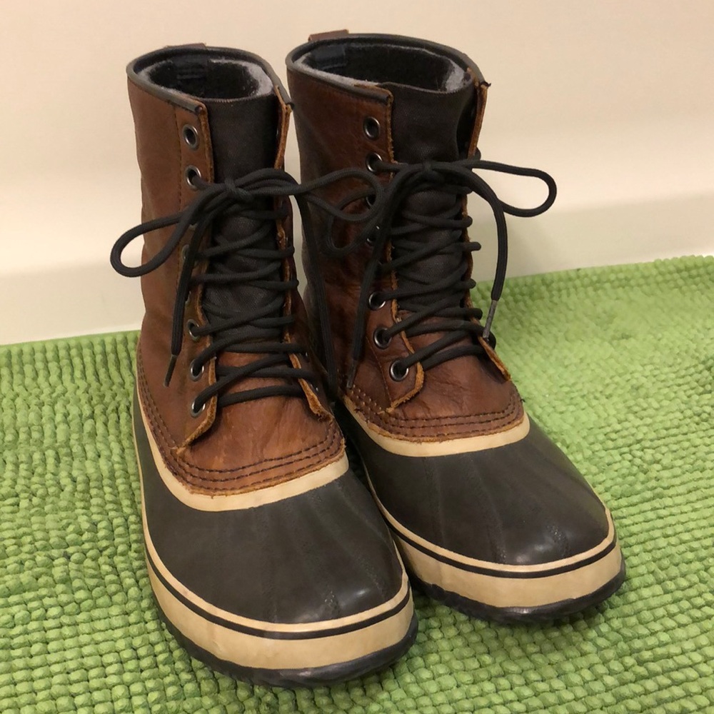 Men’s Sorel Waterproof boot Sz 10